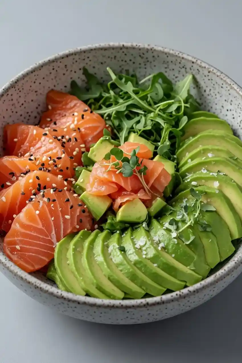 Avocado & Smoked Salmon Breakfast Bowl